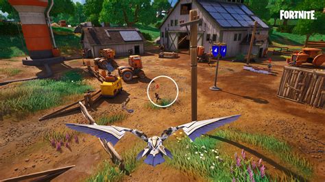 How to Use the Falcon Scout in Fortnite .